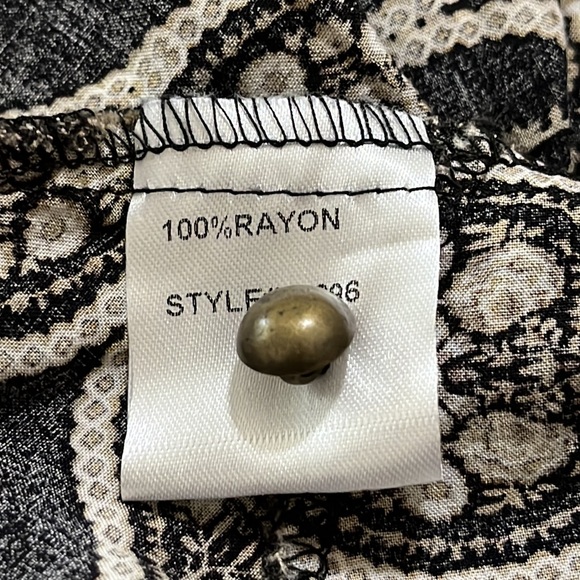 Jodifl Ladies Multicolor Shirt Size M - Picture 6 of 6